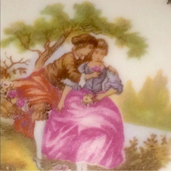 Vintage Limoges Courting Couple Box - Picture 4 of 8